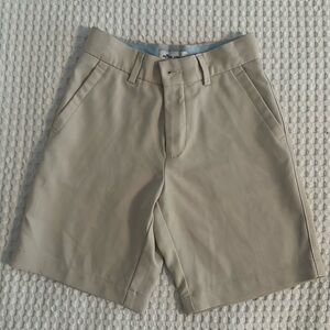 Peter Millar - performance boys shorts - size small